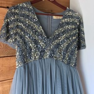 Formal V-Neck Sequined/Tulle Maternity Dress
